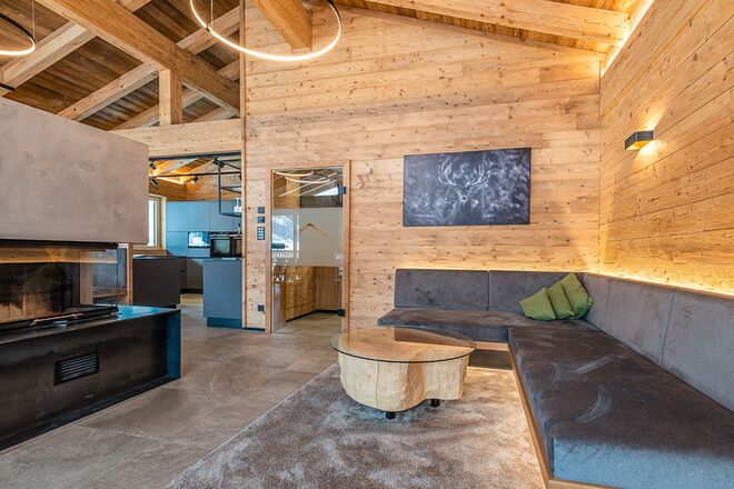 Projekt Chalets Schladming_Wohnzimmer mit offenem Kamin