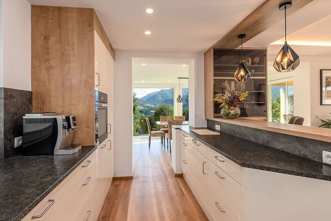 Projekt R_Küche mit Esstisch